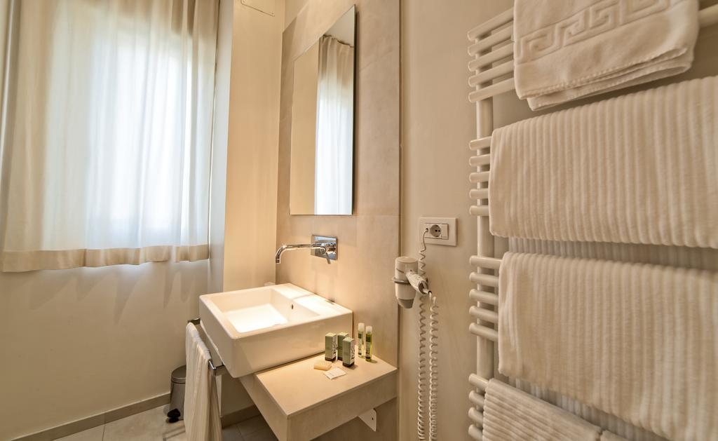 Hotel Country House La Radice Civitanova Marche Room photo