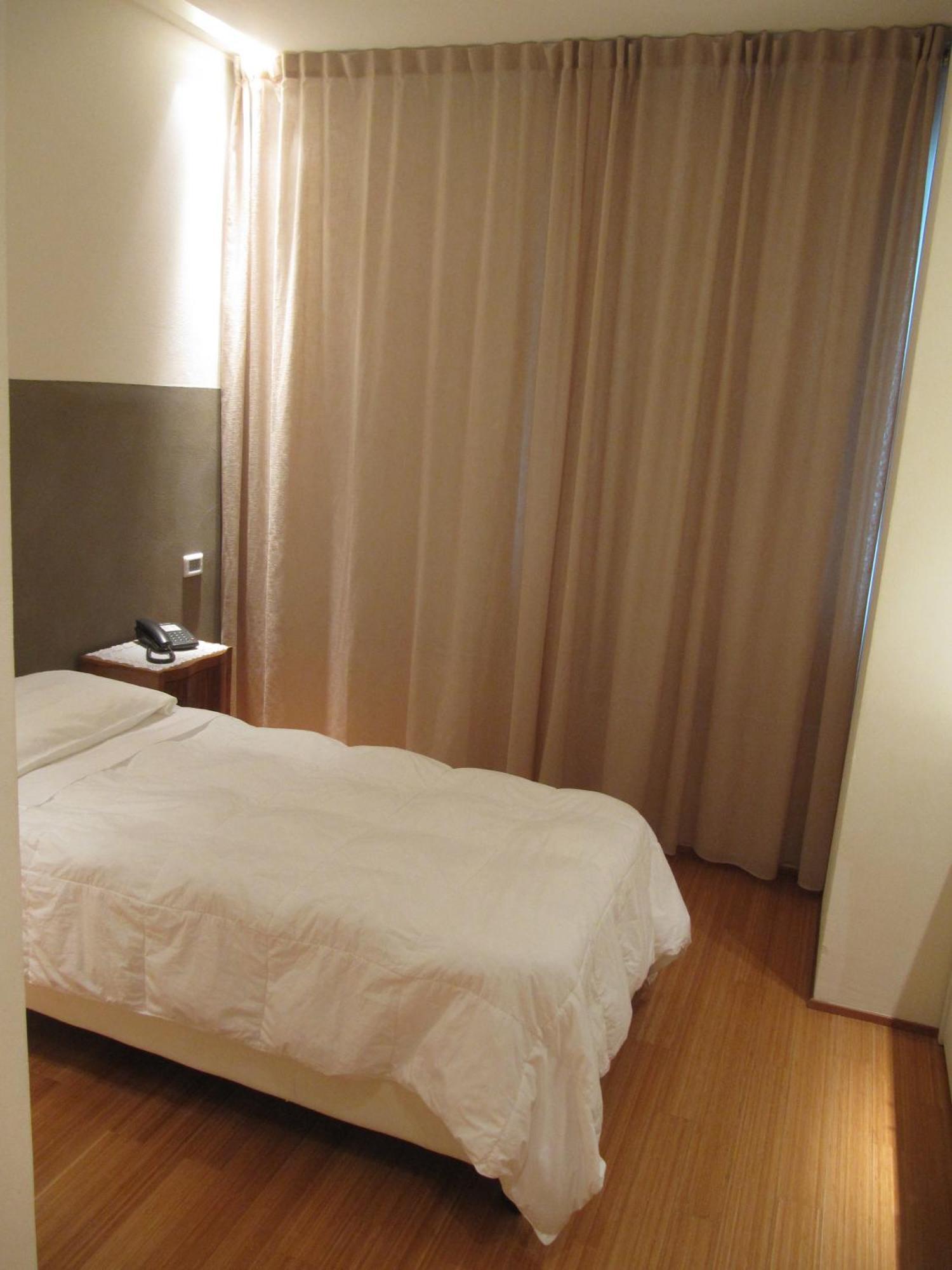 Hotel Country House La Radice Civitanova Marche Room photo
