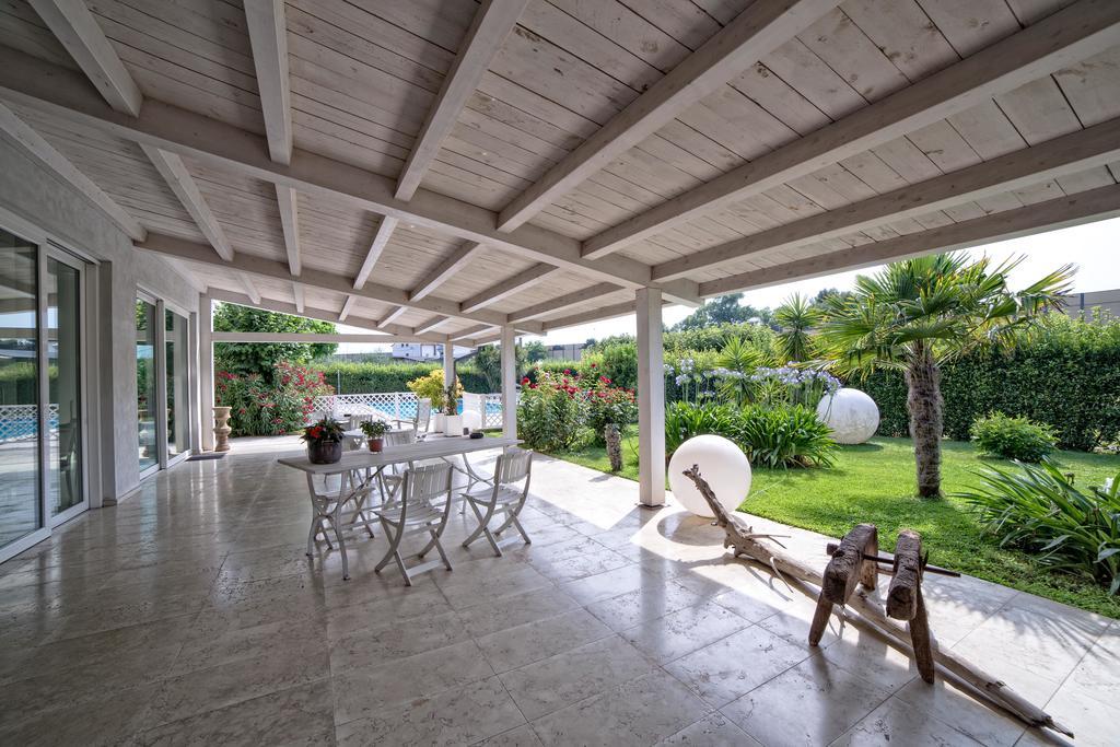 Hotel Country House La Radice Civitanova Marche Exterior photo